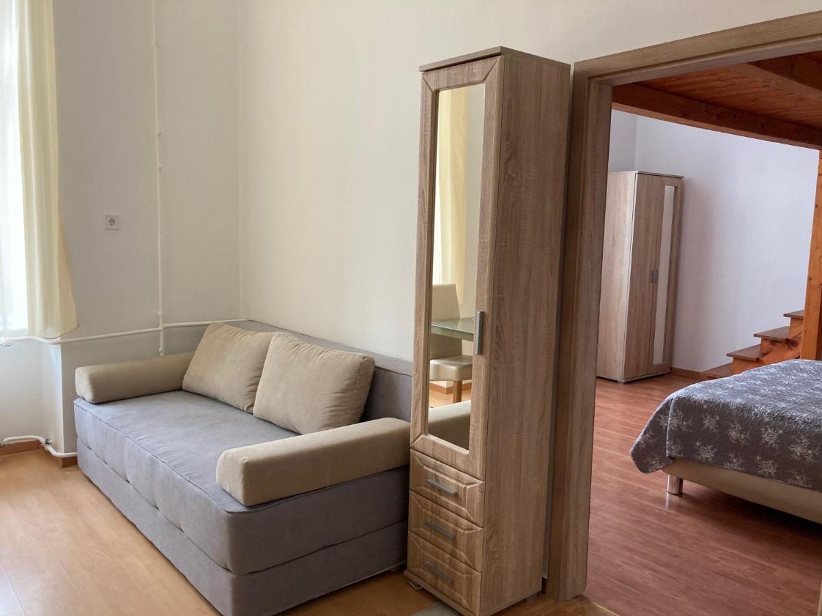 אגר Szechenyi Apartman מראה חיצוני תמונה